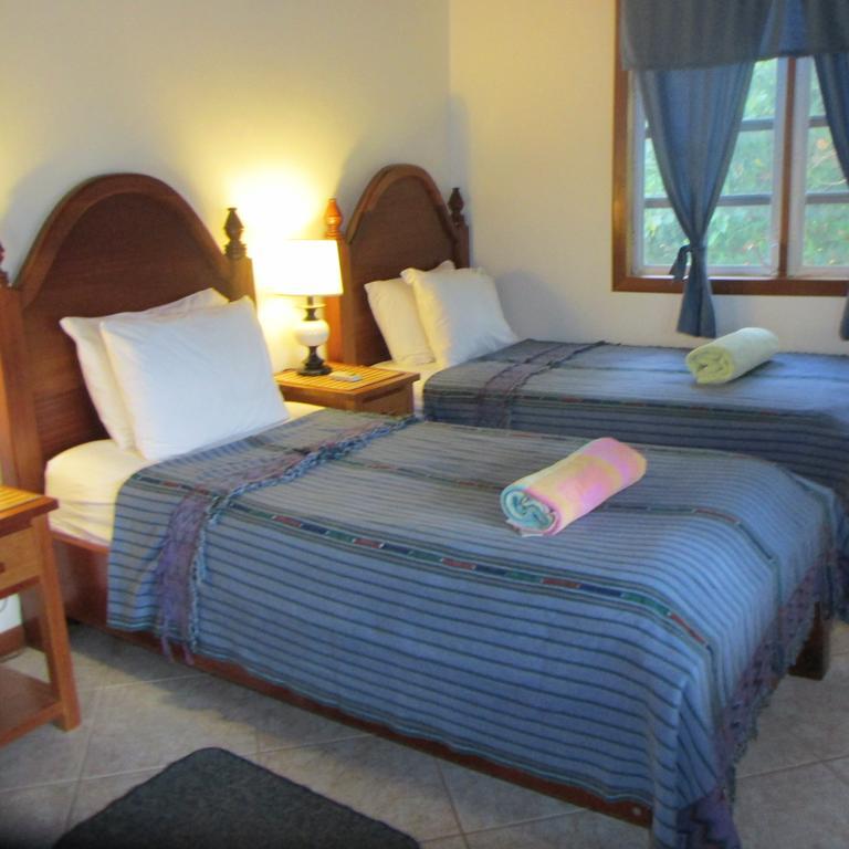 Cocotal Inn And Cabanas San Pedro  Pokój zdjęcie